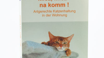Das Buch "Miez, Miez, na komm!" von Sabine Schroll